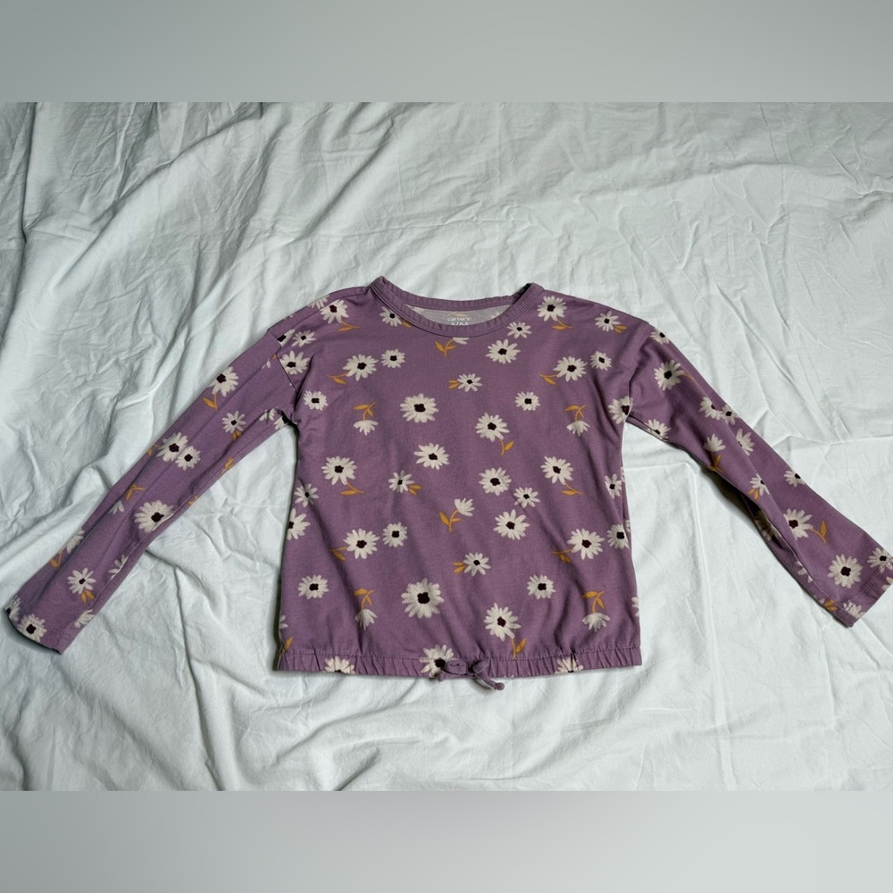 Size 6 Carter’s Girl Outfit - Size 6 Little Girl Clothes - Picture 3 of 8
